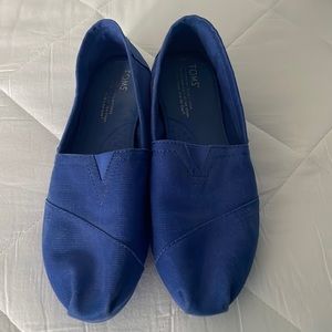 Toms great condition!